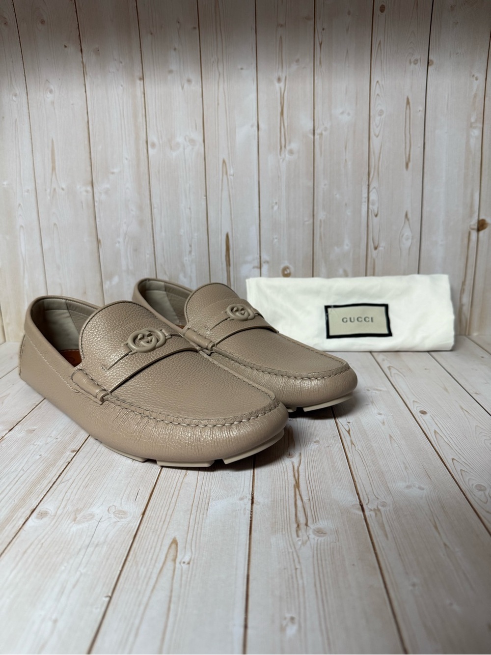 Gucci Interlocking G Leather Driver Loafer Beige/Taupe Sz 8G / 8.5US